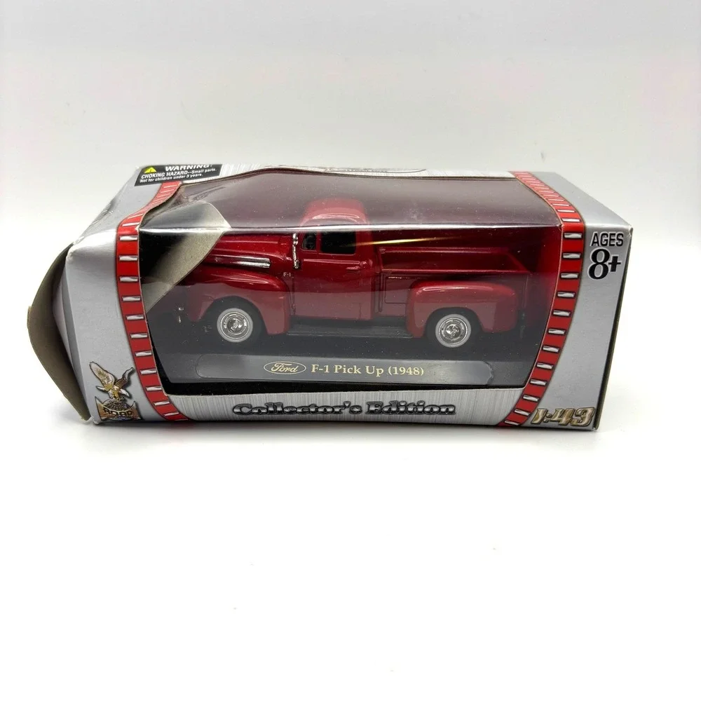 Road Signature Yat Ming 1948 Ford F-1 Pickup 1:43 Diecast Collector's Edition